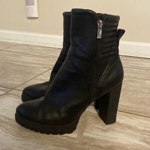 DKNY Donna Karen New York Size 9 Women’s High Heel Ankle Boot